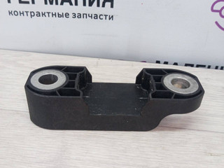 крепление стабилизатора / втулки стабилизатора BMW 5 серия G30/G31 G30 (2016 - 2020), 2.0 л., B47 D20 A, дизель, серый, седан, 31356861471, 6861471