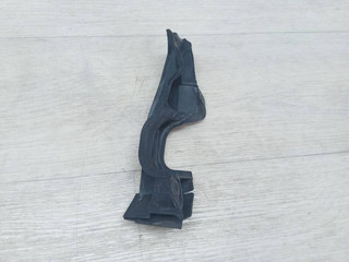 уплотнитель подкапотного пространства BMW 6 серия F06/F12/F13 2013, 4.4 л., N63 B44 B, бензин, black sapphire metallic (475), 51767206570, 7206570