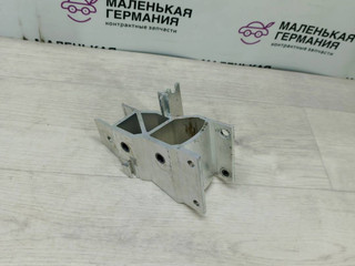 кронштейн радиатора BMW X3 G01 (2017 - 2026), 51117473457, 7473457