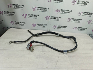 клемма аккумулятора плюс Mercedes-Benz E-Класс W212 [рестайлинг] W212 (2013 - 2016), 2.0 л., M 274.920, бензин, синий, седан, задний привод, правый руль, A2124408058