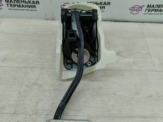 педаль тормоза Mercedes-Benz C-Класс W205/S205/C205 2014, 2.0 л., M 274.920, бензин, АКПП, белый, седан, задний привод, правый руль, A2052900000, A2052920507, A2052920308, A1702900182