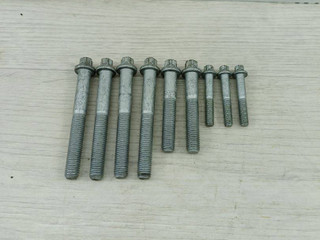болт BMW X5 E70 (2006 - 2010), 3.0 л., N52 B30 AF, бензин, АКПП, 23001222893, 23007565047, 23001222887