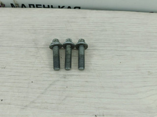 болт BMW 5 серия F07/F10/F11 F10 2011, 2.0 л., N47 D20 C, дизель, АКПП, седан, полный привод, 07119908507, 9908507