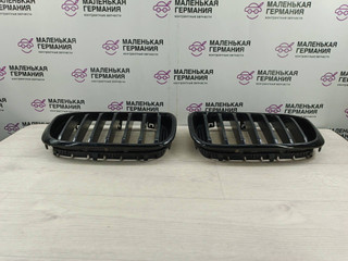 заглушка (решетка) в бампер BMW X3 G01 2019, 2.0 л., B46 B20 B, бензин, АКПП, белый alpinweiss 3 (300), задний привод, 51118070992, 51118071048, 8070992, 8071048