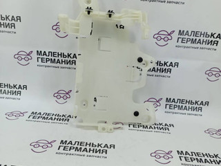 кронштейн блока управления BMW 5 серия G30/G31 G30 2019, 4.4 л., N63 B44 C, бензин, АКПП, carbonschwarz metallic (416), седан, полный привод, 61359331163, 9331163