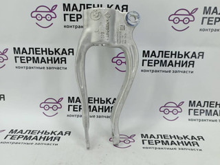 крепление амортизатора BMW 5 серия G30/G31 G30 2019, 4.4 л., N63 B44 C, бензин, АКПП, carbonschwarz metallic (416), седан, полный привод, 31126861199, 6861199