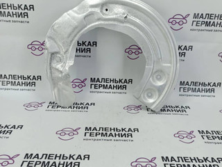 защитный кожух тормозного механизма BMW 5 серия G30/G31 G30 2019, 4.4 л., N63 B44 C, бензин, АКПП, carbonschwarz metallic (416), седан, полный привод, 34106861797, 6861797