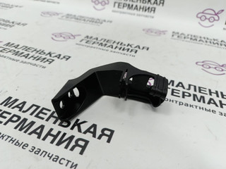 Кронштейн дополнительного насоса ОЖ BMW 5 серия G30/G31 G30 2019, 4.4 л., N63 B44 C, бензин, АКПП, carbonschwarz metallic (416), седан, полный привод, 64219303628, 9303628