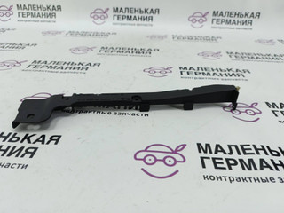 кронштейн (крепление) BMW 5 серия G30/G31 G30 2019, 4.4 л., N63 B44 C, бензин, АКПП, carbonschwarz metallic (416), седан, полный привод, 61139334789, 9334789