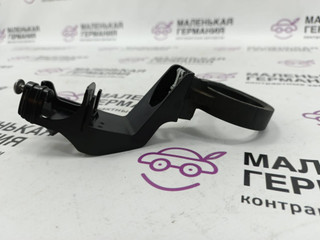 Кронштейн дополнительного насоса ОЖ BMW 5 серия G30/G31 G31 2017, 2.0 л., B48 B20 B, бензин, АКПП, alpinweiss 3 (300), универсал, правый руль, 64219303628, 9303628