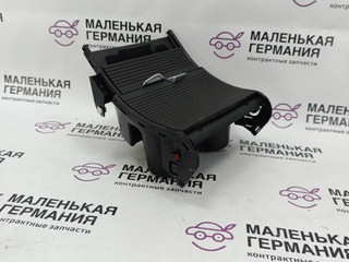 вещевой ящик центральной консоли BMW X1 F48 2017, 2.0 л., B48 A20 B, бензин, АКПП, синий mediterranblau c10, полный привод, правый руль, 51169292557, 9292557