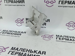 кронштейн радиатора BMW 5 серия F10/F11 [рестайлинг] F10 2013, 2.0 л., N20 B20 A, бензин, серебро, седан, 51117186513, 7186513