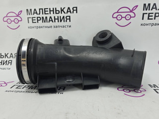 патрубок воздушного фильтра BMW X5 E70 [рестайлинг] 2011, 3.0 л., N55 B30 A, бензин, АКПП, белый, правый руль, 13717583714, 7583714
