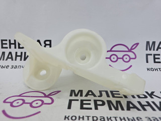 кронштейн (крепление) BMW 5 серия G30/G31 G30 2019, 4.4 л., N63 B44 C, бензин, АКПП, carbonschwarz metallic (416), седан, полный привод, 61139364264, 9364264