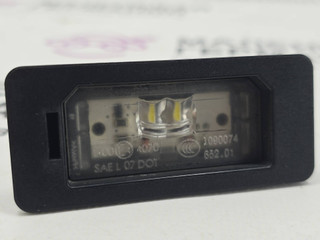 подсветка номера BMW 5 серия G30/G31 G30 2019, 4.4 л., N63 B44 C, бензин, АКПП, carbonschwarz metallic (416), седан, полный привод, 63267410302, 7410302