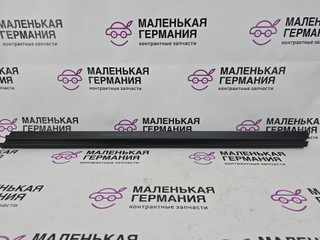 Уплотнитель стекла BMW 5 серия G30/G31 G30 2019, 4.4 л., N63 B44 C, бензин, АКПП, carbonschwarz metallic (416), седан, полный привод, 51337336960, 7336960