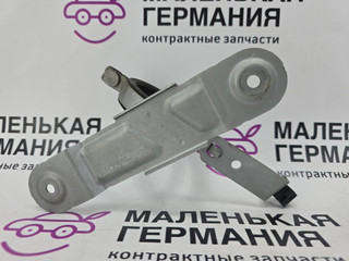 кронштейн (крепление) BMW 5 серия G30/G31 G31 2017, 2.0 л., B48 B20 B, бензин, АКПП, alpinweiss 3 (300), универсал, правый руль, 11518646487, 11518625682, 0212825, 8646487, 8625682