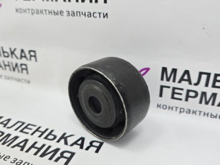 сайлентблок Mitsubishi Pajero 3 поколение (1999 - 2002), MR554076