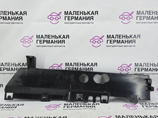 воздуховод (дефлектор) радиатора BMW X6 F16 2014, 3.0 л., N55 B30 A, бензин, АКПП, красный, правый руль, C18492