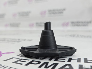 крепление фары правой BMW 5 серия G30/G31 G30 2019, 4.4 л., N63 B44 C, бензин, АКПП, carbonschwarz metallic (416), седан, полный привод