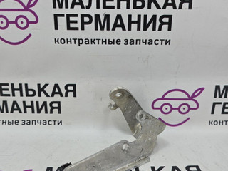 кронштейн (крепление) BMW 5 серия G30/G31 G30 2019, 4.4 л., N63 B44 C, бензин, АКПП, carbonschwarz metallic (416), седан, полный привод, 37146869138, 6869138