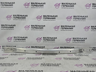 распорка кузова BMW X5 F15 2013, 3.0 л., N57 D30 A, дизель, АКПП, mineralweiss metallic (a96), внедорожник 5 дв., полный привод, правый руль, 51717228081, 7228081, 51117158437, 7158437