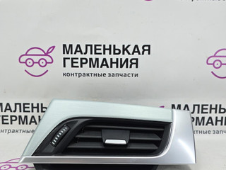 дефлектор обдува салона BMW X1 F48 2016, 2.0 л., B47 C20 A, дизель, АКПП, alpinweiss 3 (300), передний привод, правый руль, 64229292740, 9292740