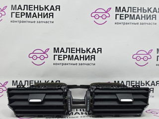 дефлектор обдува салона BMW X1 F48 2017, 2.0 л., B48 A20 B, бензин, АКПП, alpinweiss 3 (300), полный привод, правый руль, 64229292741