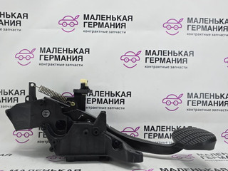 педаль тормоза BMW X1 F48 2017, 2.0 л., B48 A20 B, бензин, АКПП, alpinweiss 3 (300), полный привод, правый руль, 35006856600, 6860607, 6860692, 6856600