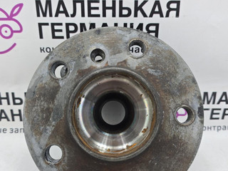 ступица передняя BMW X1 F48 2016, 2.0 л., B47 C20 A, дизель, АКПП, alpinweiss 3 (300), передний привод, правый руль, 31206874443, 6874443