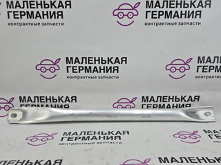 распорка стоек BMW 6 серия F06/F12/F13 2012, 4.4 л., N63 B44 B, бензин, АКПП, alpinweiss 3 (300), хетчбэк 5 дв., задний привод, правый руль, 51717180315, 7180315