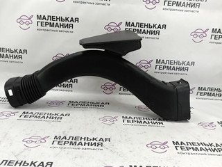 патрубок воздушного фильтра BMW 6 серия F06/F12/F13 2012, 4.4 л., N63 B44 B, бензин, АКПП, alpinweiss 3 (300), хетчбэк 5 дв., задний привод, правый руль, 13717577472, 7577472