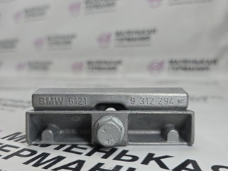 крепление аккумулятора BMW X1 F48 2017, 2.0 л., B48 A20 B, бензин, АКПП, alpinweiss 3 (300), полный привод, правый руль, 61219312294, 9312294