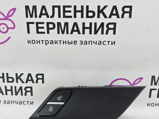 Кнопка блокировки двери BMW X5 F15 2013, 3.0 л., N57 D30 A, дизель, АКПП, mineralweiss metallic (a96), внедорожник 5 дв., полный привод, правый руль, 61316801351, 6801351, 51417292077, 7292077