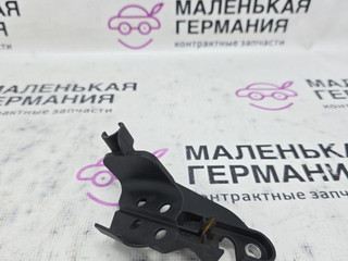 кронштейн (крепление) Mercedes-Benz A-Класс W176 2013, 2.0 л., M 270.920, бензин, робот, серый, хетчбэк 5 дв., передний привод, правый руль, A1765460180