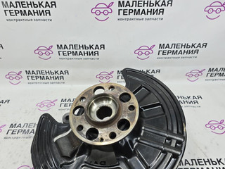 кулак поворотный левый Mercedes-Benz A-Класс W176 2013, 2.0 л., M 270.920, бензин, робот, серый, хетчбэк 5 дв., передний привод, правый руль, A1764210320, A1763320500