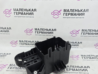 кожух аккумулятора Mercedes-Benz A-Класс W176 2013, 2.0 л., M 270.920, бензин, робот, серый, хетчбэк 5 дв., передний привод, правый руль, A2465450840
