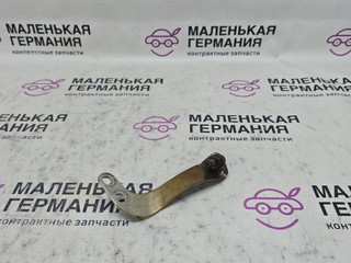крепление катализатора BMW 5 серия G30/G31 G30 2019, 4.4 л., N63 B44 C, бензин, АКПП, carbonschwarz metallic (416), седан, полный привод, 18327645441