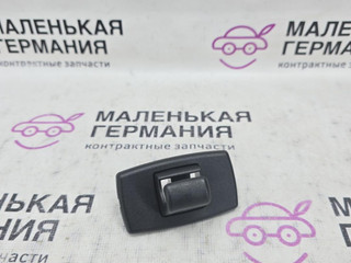 Крепление (крючок) солнцезащитного козырька Mercedes-Benz A-Класс W176 2013, 2.0 л., M 270.920, бензин, робот, серый, хетчбэк 5 дв., передний привод, правый руль, A2468100012