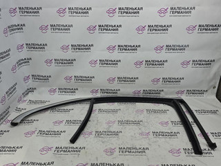 Уплотнитель стекла Mercedes-Benz C-Класс W205/S205/C205 W205.042 2014, 2.0 л., M 274.920, бензин, АКПП, 755 серый, седан, задний привод, правый руль, A2057350225