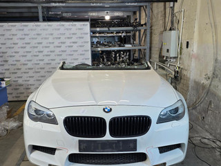 передняя часть (ноускат) BMW M5 F10 2012, 4.4 л., S63 B44 B, бензин, робот, 300 alpinweiss 3, седан, задний привод, правый руль, 41617207194, 7271908, 7203253, 2284240, 41357844701, 51118050633, 63117343907, 17422283923, 17212284260, 17212284241, 51748052499