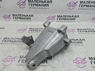 кронштейн двигателя Mercedes-Benz E-Класс W212 [рестайлинг] W212 2013, 2.0 л., M 274.920, бензин, АКПП, 775 iridiumsilber, седан, задний привод, правый руль, A2742233904