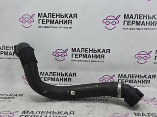 патрубок радиатора BMW 5 серия G30/G31 G30 2018, 2.0 л., B48 B20 A, бензин, АКПП, a96 mineral-weiss metallic, седан, задний привод, правый руль, 17128602603, 8602603