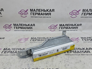 подушка безопасности сиденья Mercedes-Benz C-Класс W204 [рестайлинг] W204.048 2012, 1.8 л., M 271.860, бензин, АКПП, 149 белый, седан, задний привод, правый руль, A2048600405, 2048600405