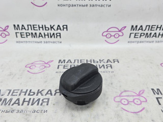 пробка топливного бака Volkswagen Golf GTI 6 поколение 2011, 2.0 л., CCZB, бензин, робот, b4/b9a белый, хетчбэк 5 дв., передний привод, правый руль, 1J0201553AH