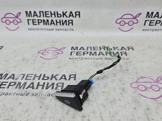 кнопка (выключатель) Audi A5 F5 2018, 2.0 л., CVKB, бензин, АКПП, белый металлик 2y / s9r, хетчбэк 5 дв., правый руль, 4M2927143B, 8W0971636D