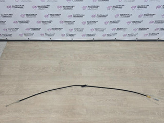 трос ручника Mercedes-Benz C-Класс W204 [рестайлинг] W204.048 2012, 1.8 л., M 271.860, бензин, АКПП, 149 белый, седан, задний привод, правый руль, A2044200685, A2044200685RV2