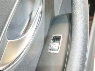 кнопка стеклоподъемника двери передней левой Mercedes-Benz E-Класс W213/S213/C238/A238 2018, 2.0 л., M 274.920, бензин, АКПП, 149 polar white или polarweiss, седан, задний привод, правый руль, A2229051904