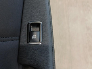кнопка стеклоподъемника двери задней левой Mercedes-Benz E-Класс W212/S212/C207/A207 W212 2012, 1.8 л., M 271.860, бензин, АКПП, 040 черный, седан, задний привод, правый руль, A2049058102