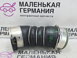 патрубок интеркулера BMW X5 F15 2013, 3.0 л., N57 D30 A, дизель, АКПП, 300 alpinweiss iii, полный привод, правый руль, 11617823236, 7823236, 7823236